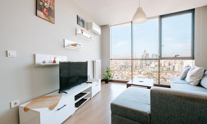Atasehir Apartment | Charming Residence with City View 4 min to Optimum