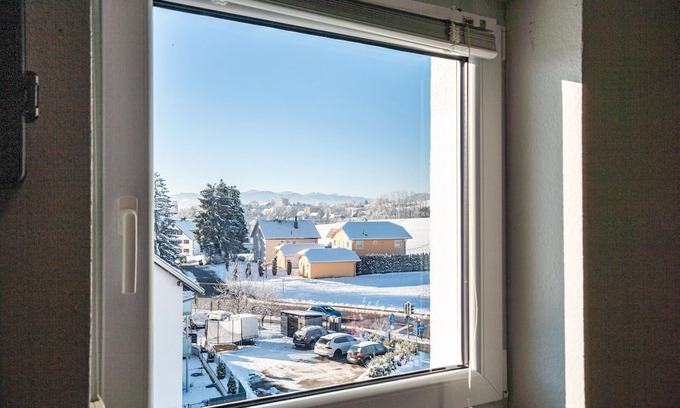 Durach Apartment | Apartment 'Ferienwohnung Im Allgäu' with Mountain View and Wi-Fi