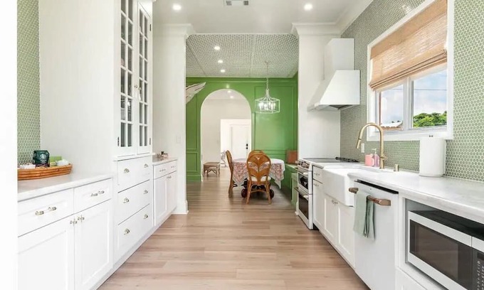 Southwest House | NEW! The Theodora Chase Cottage – Minutes to Beach