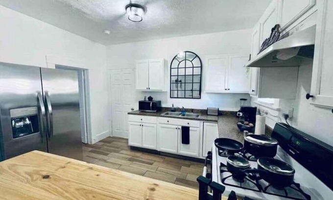 Deming House | Casa Bella - New Centric Home