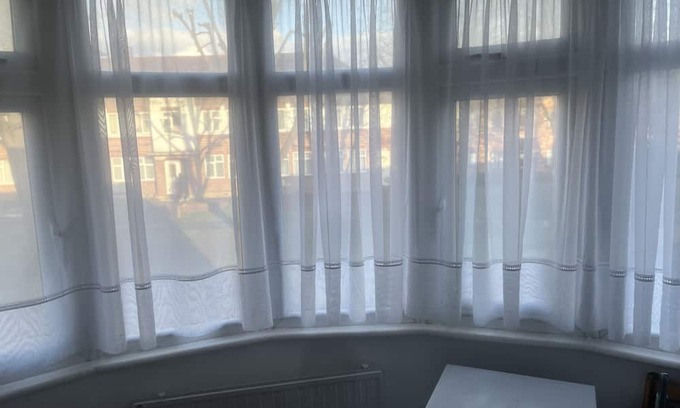South Harrow Apartment | Brand New Studio Flat 5 minutes from central london