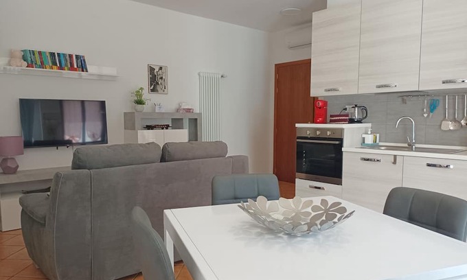 Ronciglione Apartment | EDEN. LA CASA DI CLAUDIA, con giardino nel verde a due passi dal borgo medievale