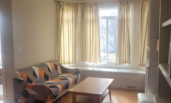 Northeast Edmonton House | Bright and airy modern home in historic Highlands neighbourhood