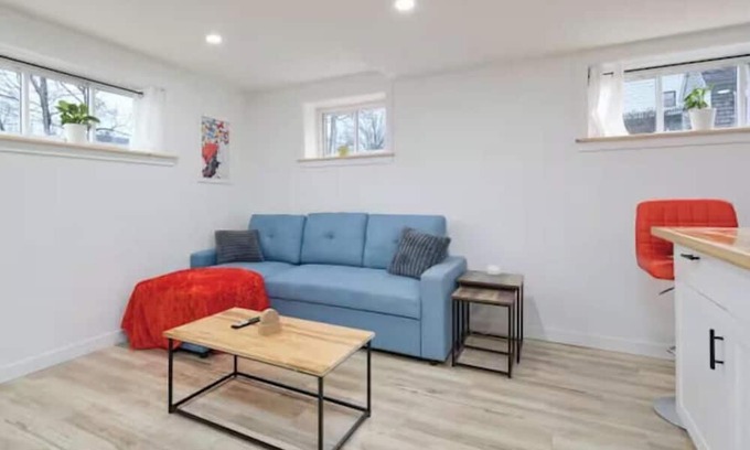 Sydney Apartment | Beautiful 2Bdr apartment down town Sydney.