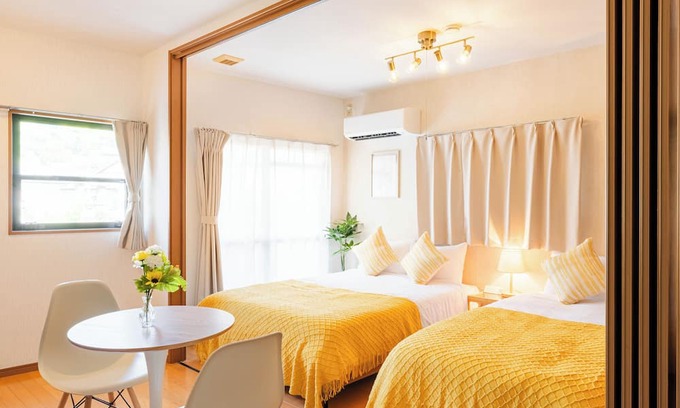 Nagasaki Apartment | 3-minute walk from Shikanbashi Bridge, in the center of Nagasaki City! For couples, girls' night out! Convenient for sightseeing! Rooftop & projector included