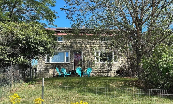 Mainesburg Other | Cozy, secluded 2-bedroom farmhouse on 83 acres of pastures & woods