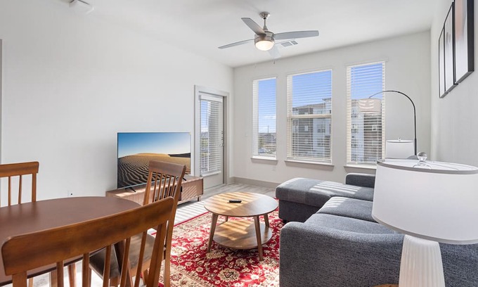 Stony Ridge North Apartment | Luxury 2BD/2BA Next to Airport 4813