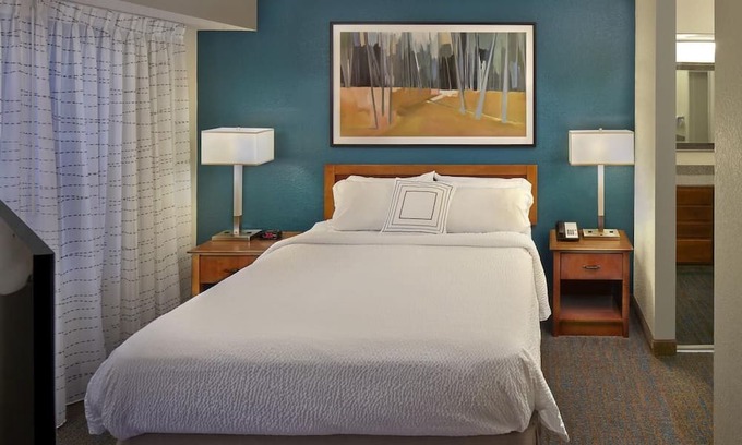 Avon Apartment | Comfortable & Memorable Stay! 3 Cozy Units, Free Breakfast and Parking!