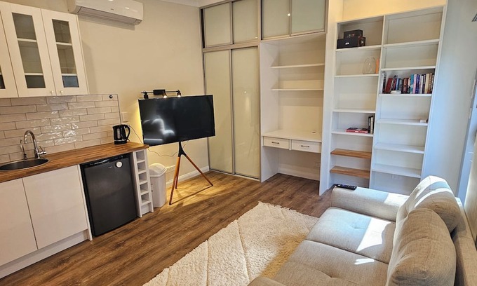 Point Clare Cabin | Serenity Stay