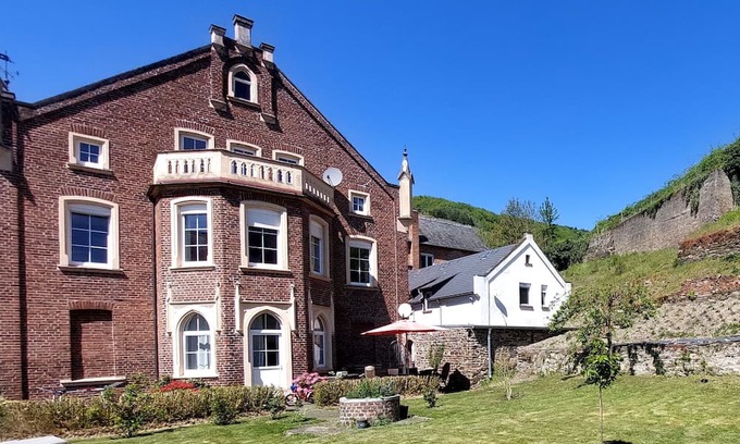 Merl Apartment | Vacation apartment "Beim alten Pfarrhaus"