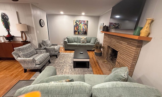 Grambling House | nCozy 3-Bedroom Retreat In Grambling, Louisiana & Near Ruston
