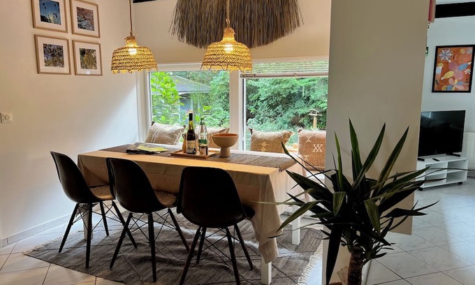 Worpswede House | PARADISO WORPSWEDE - pure relaxation at the water lily pond for up to 8 people