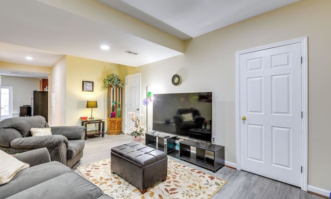 Sterling Apartment | Pets Welcome! Cozy Family Apartment in Sterling