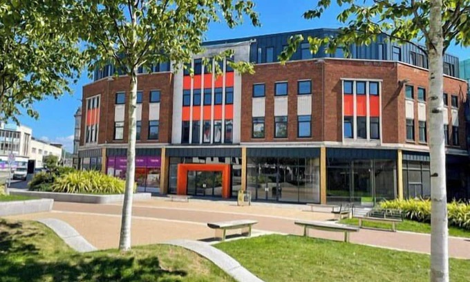 Castle Apartment | 5 Kings Buildings Apartment - Studio - Swansea
