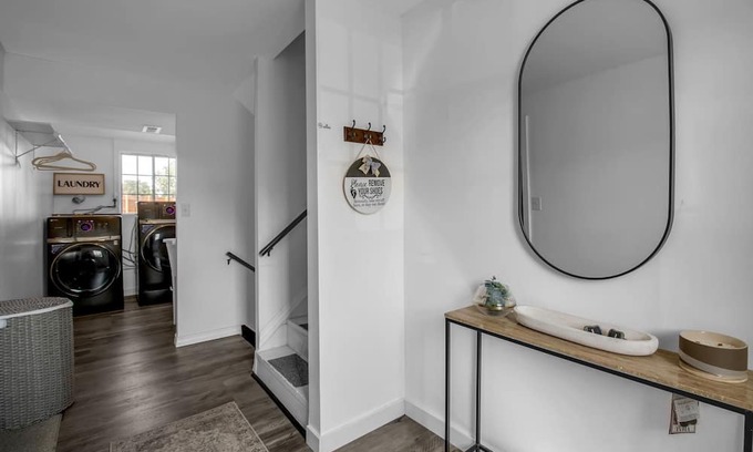 Athol Springs House | Hamburg Private House 4 bed 2 bath