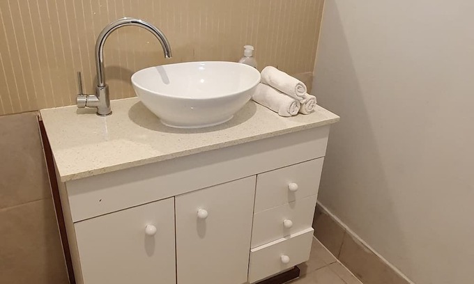 Melton House | Entire House-close to Supermarket/gym/Restaurants