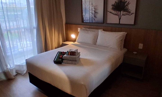 Indianopolis Apartment | Studio Aronni next to Ibirapuera Shopping Mall
