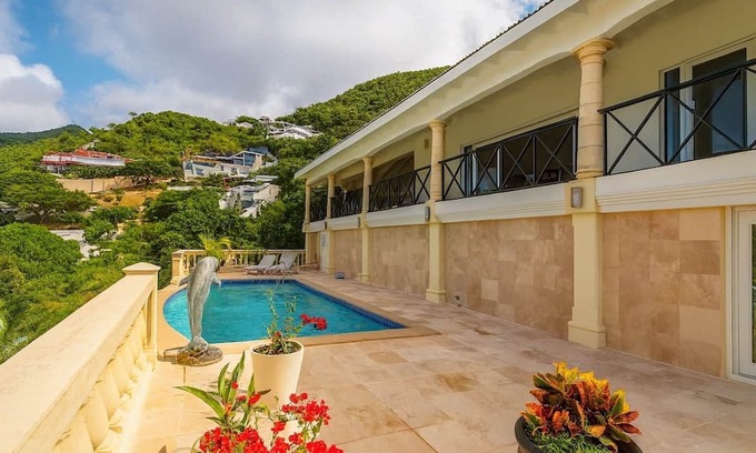 Almond Grove Villa | Luxury 3-bedroom Villa - Gated Community