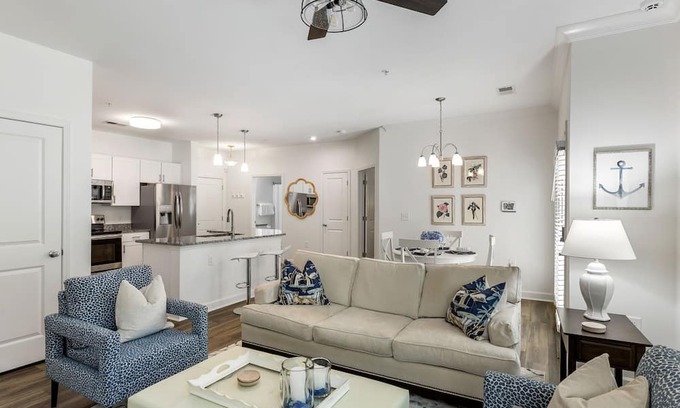 Goose Creek Condo | Welcoming 2-bedroom condo with AC in Hanahan