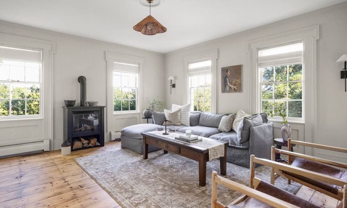 Hollowville House | Renovated Stylish Farmhouse with Pond and Fire Pit Near Hudson