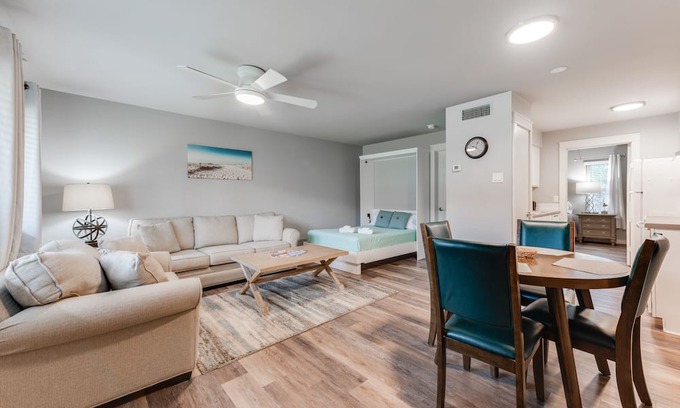 Port Aransas Condo | Roomy 1 BDRM Large Pool w/a Private Courtyard and a 5 Min Walk to the Beach