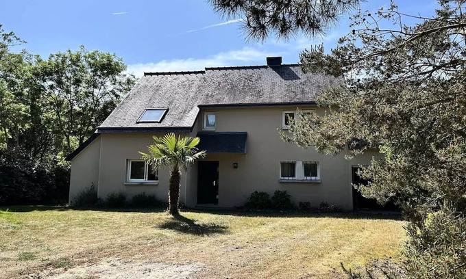 Sables-d'Or-les-Pins Villa | 113 - Family home 5 minutes from the beach.
