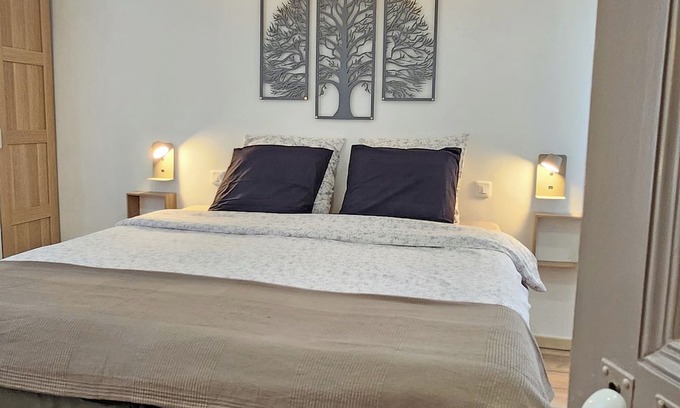 Saint-Pargoire Bed & Breakfast | Chambre Lavande - Domaine à l'Aise