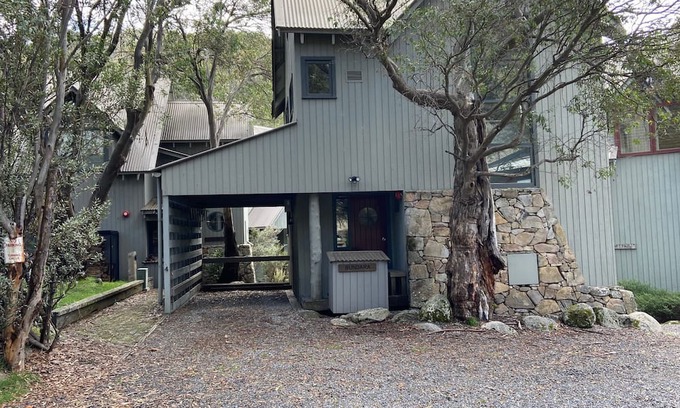Thredbo Ski Chalet | Bundara - Woodridge Thredbo