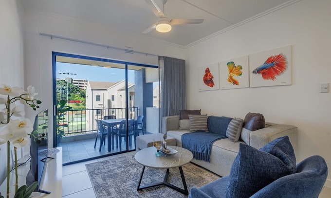 Umhlali Apartment | Modern 2BR in Ballito Village |Inverter | Sleeps 4