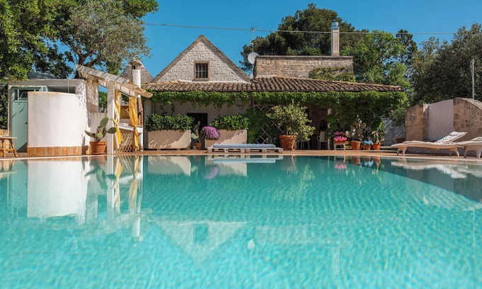 Martina Franca Villa | Original trullo, walking distance to Alberobello (UNESCO)n10m x 5m private pool.