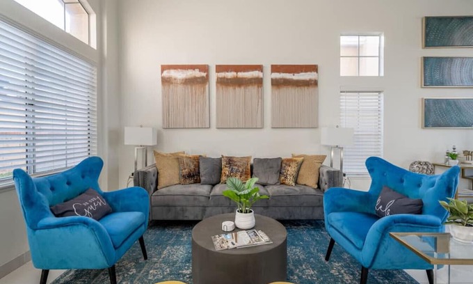 Rowland Heights House | Vista Views In A Foodie's Paradise