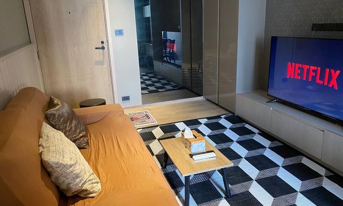 Wattana Apartment | Luxe High-Rise 1BR Sky Pool, Gym, with AC, WiFi