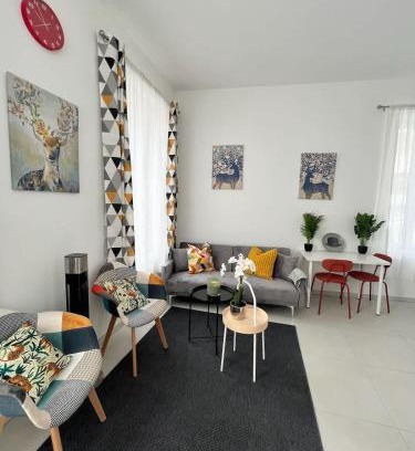 Vauban Apartment | Accommodation Near Notre Dame De La Garde