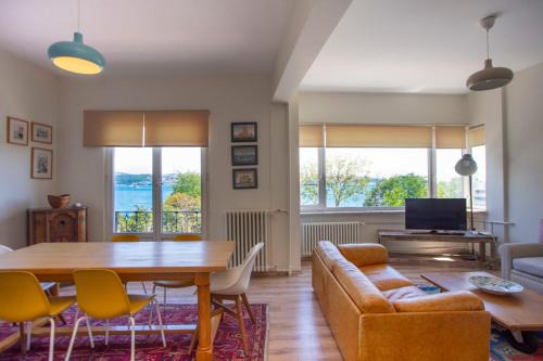 Kabatas Apartment | Waterfront Apartments with a Stunning View