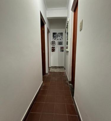 Tucuman House | Casa a 5 minutos de Y Buena, tres dormitorios, living comedor, cocina, pileta, cochera para dos autos con portón automático